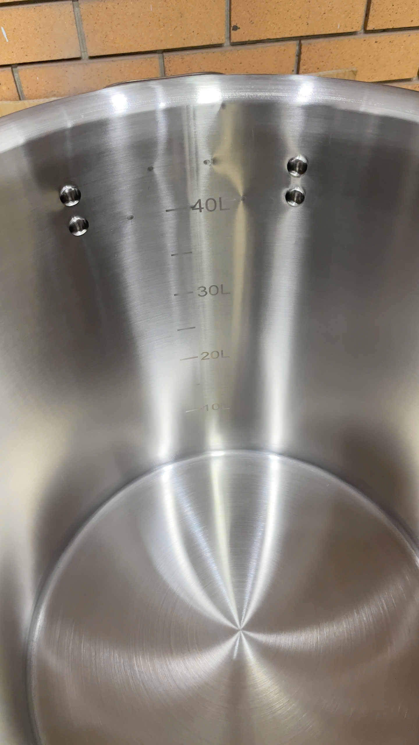 chảo inox lõm dùng cho món xào bếp từ công nghiệp